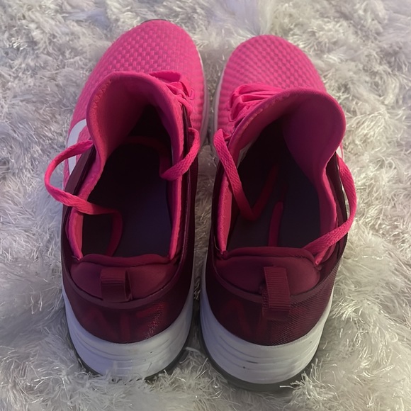 Nike Air Max Bella in Pink/Purple - Picture 6 of 8